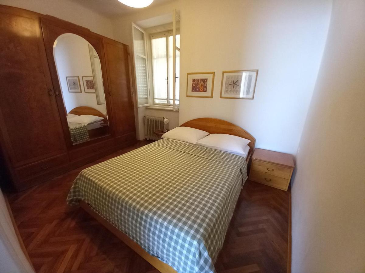 Maya Apartment